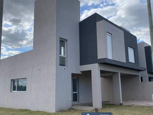 #176 - CASA para Venta en Bahia Blanca - AR-B